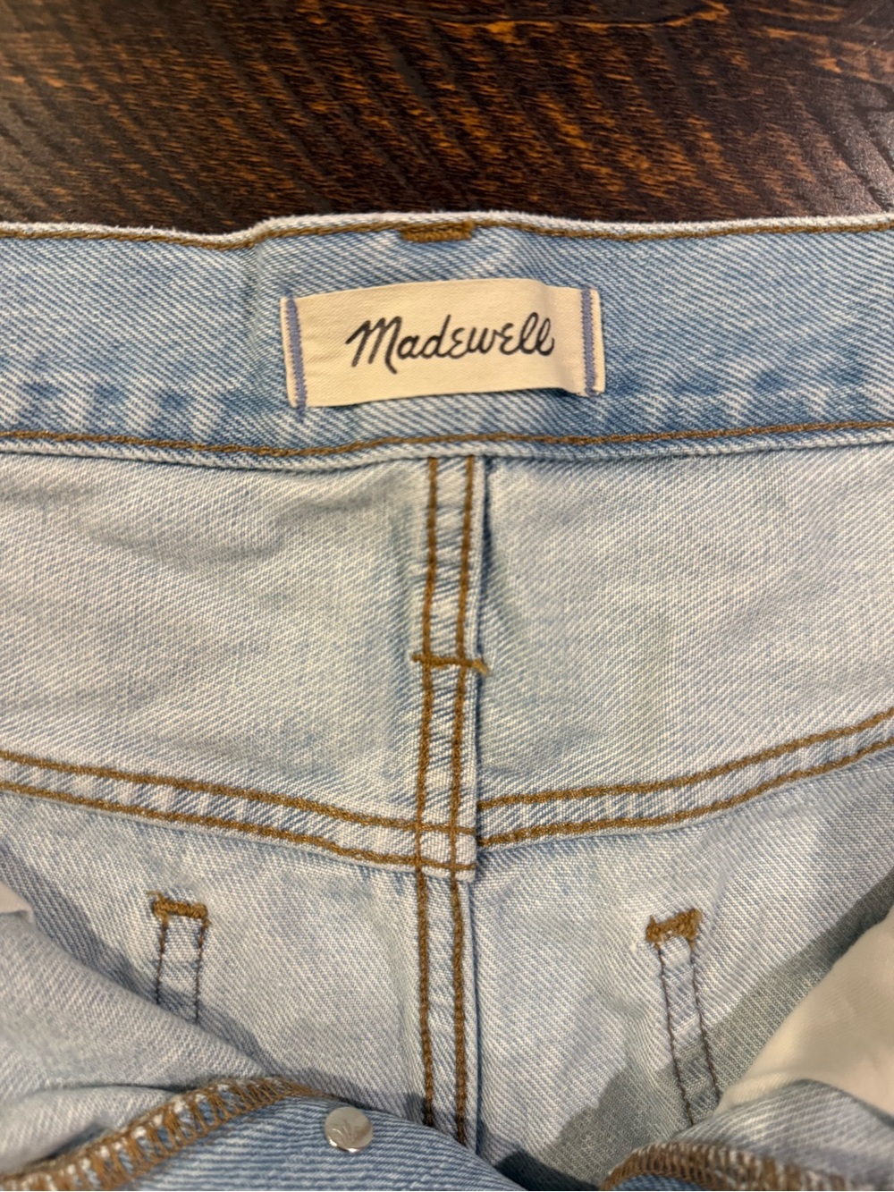 Madewell Relaxed Denim Shorts Cedarcroft Wash Size 31 Distressed Raw Hem - Picture 9 of 12